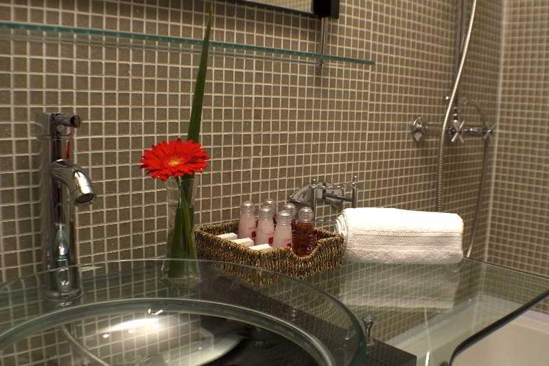 Ker Urquiza Hotel Buenos Aires Oda fotoğraf